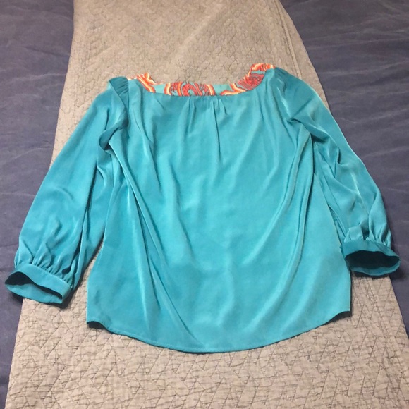 Turquoise patterned top - Picture 4 of 4